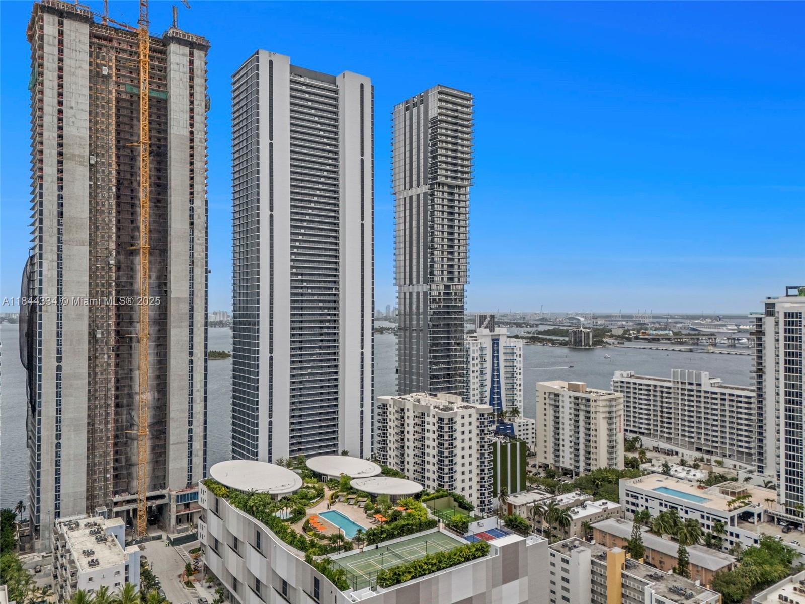 Aria Reserve Miami - Residential