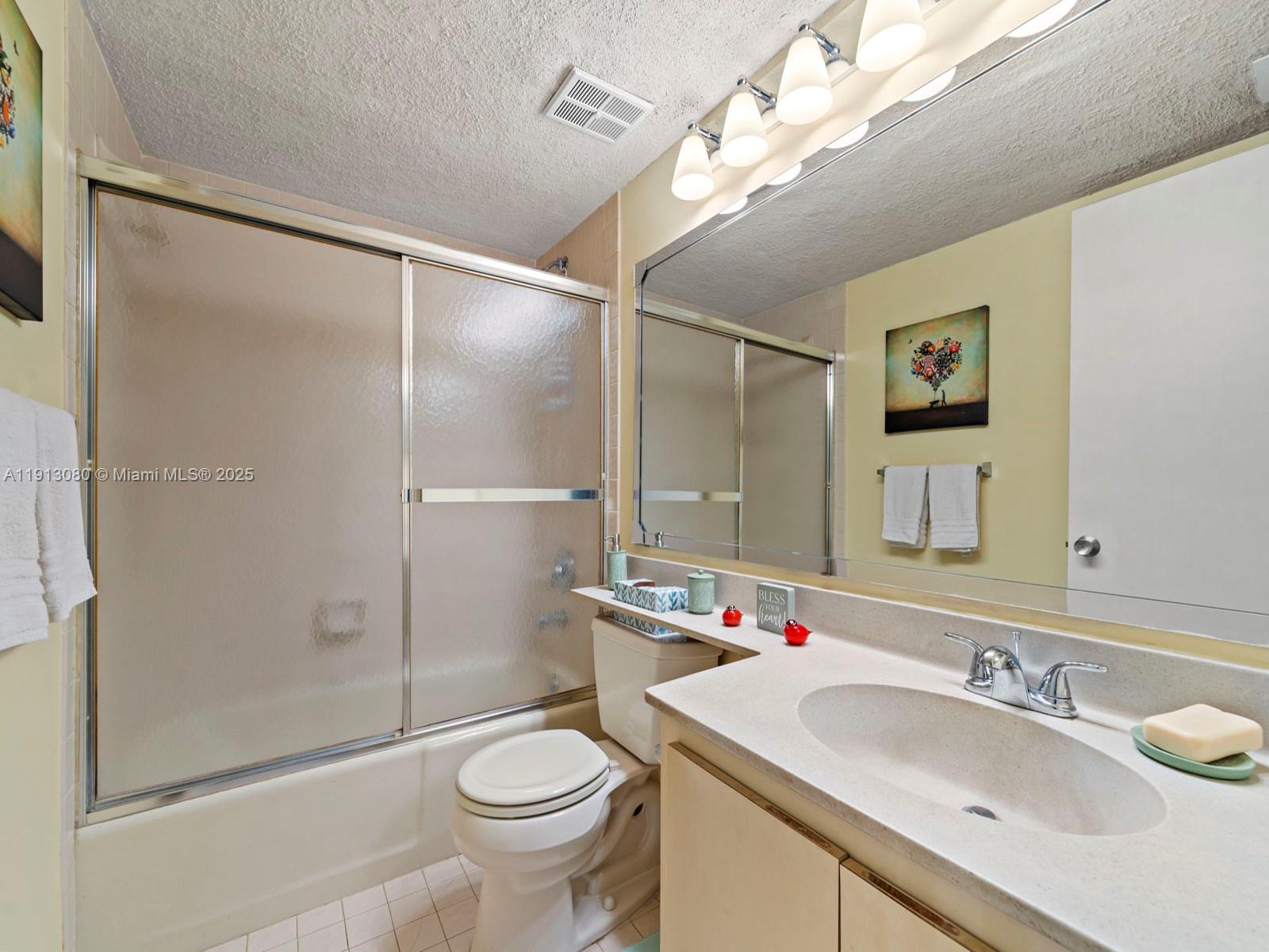 CALUSA POINT - Residential