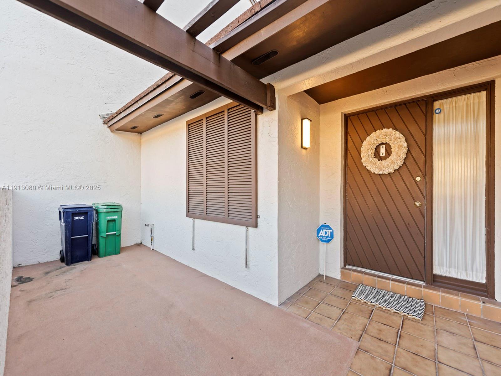 CALUSA POINT - Residential