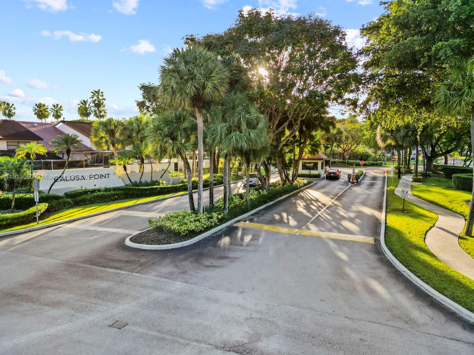 CALUSA POINT - Residential