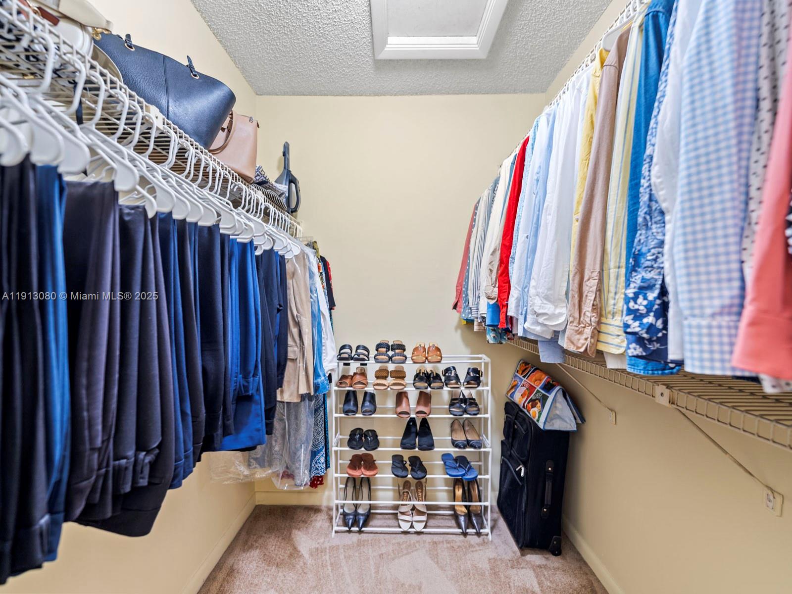 CALUSA POINT - Residential