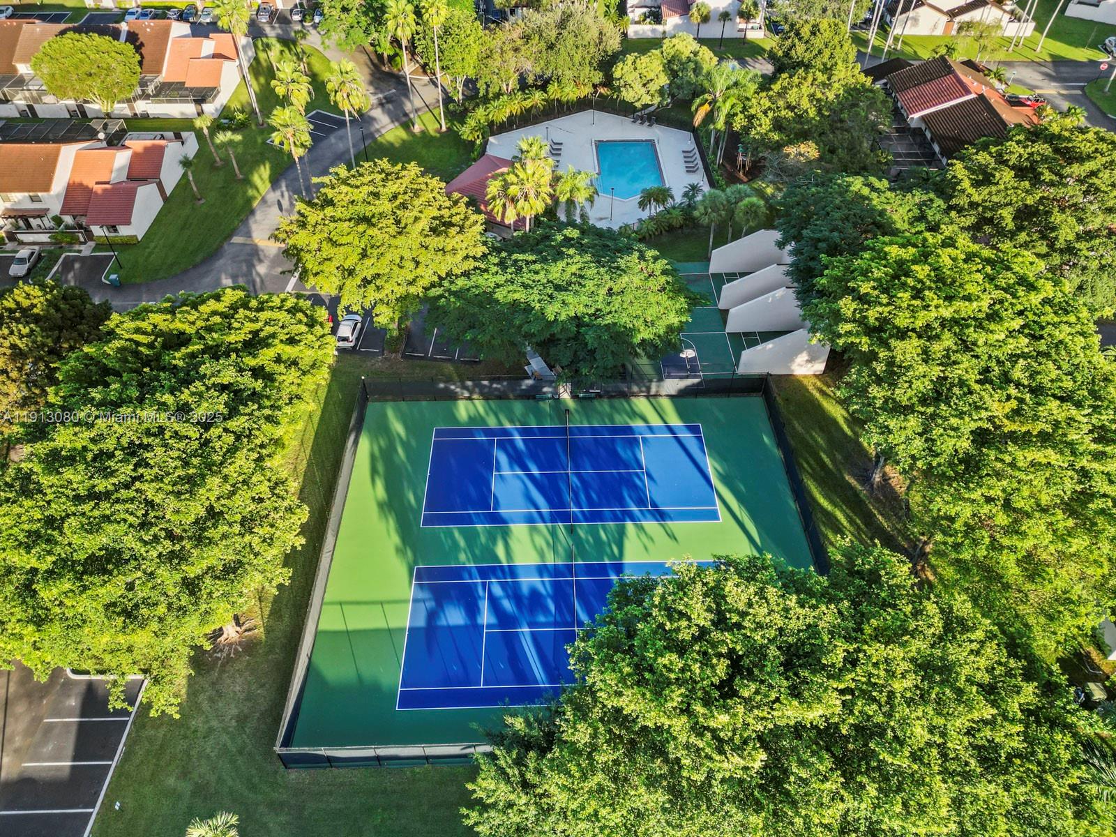 CALUSA POINT - Residential