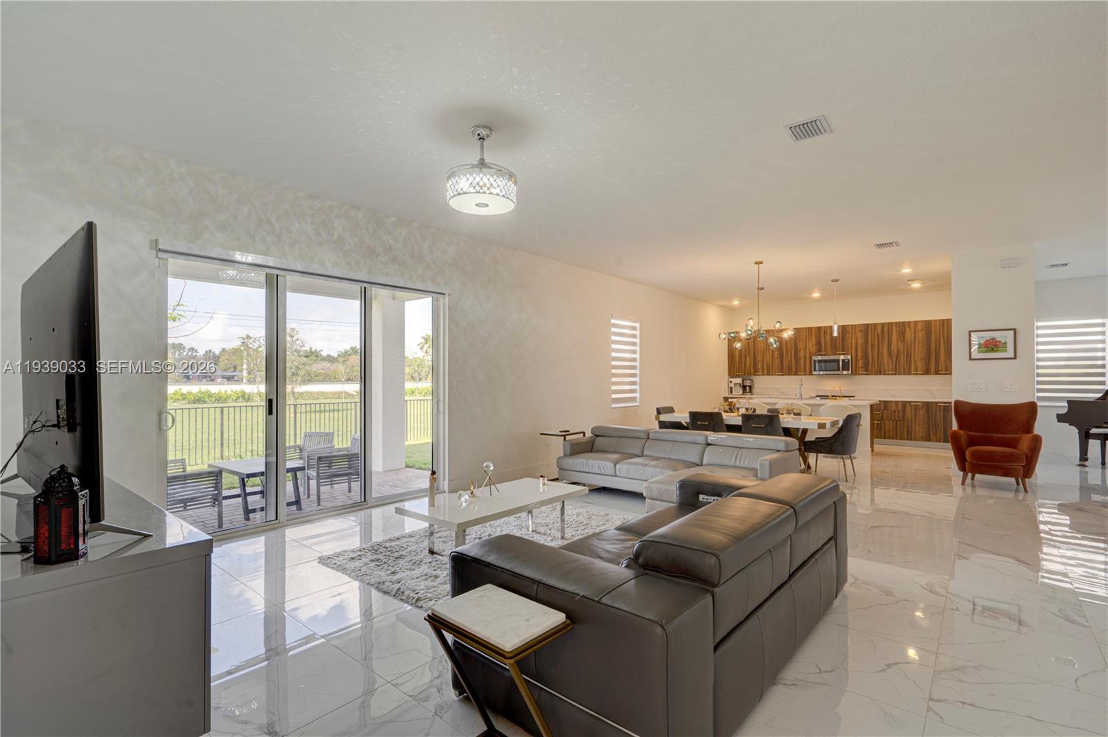 RESERVE AT DAVIE - Residential
