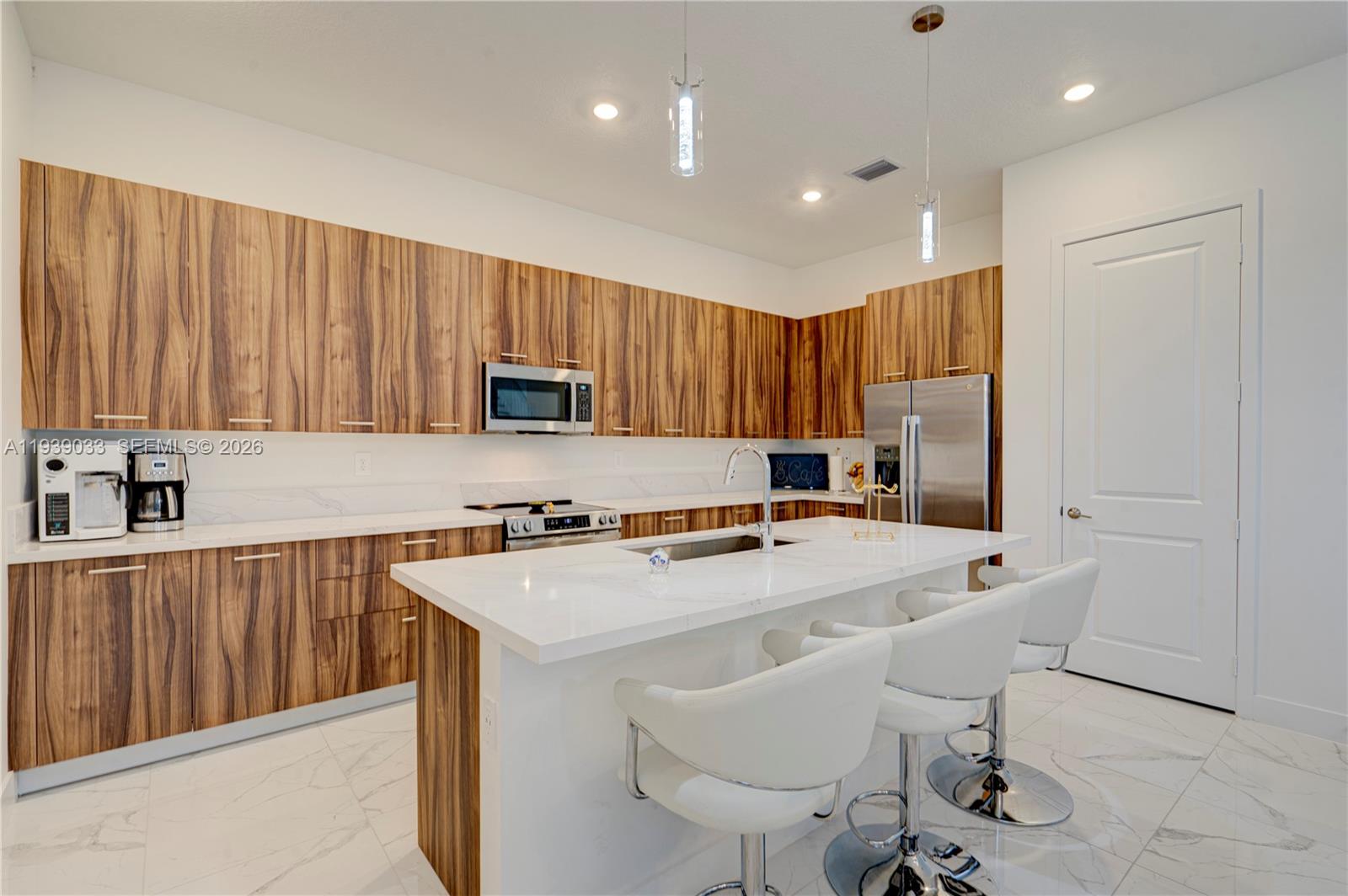 RESERVE AT DAVIE - Residential