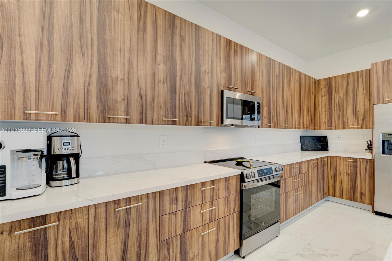 RESERVE AT DAVIE - Residential