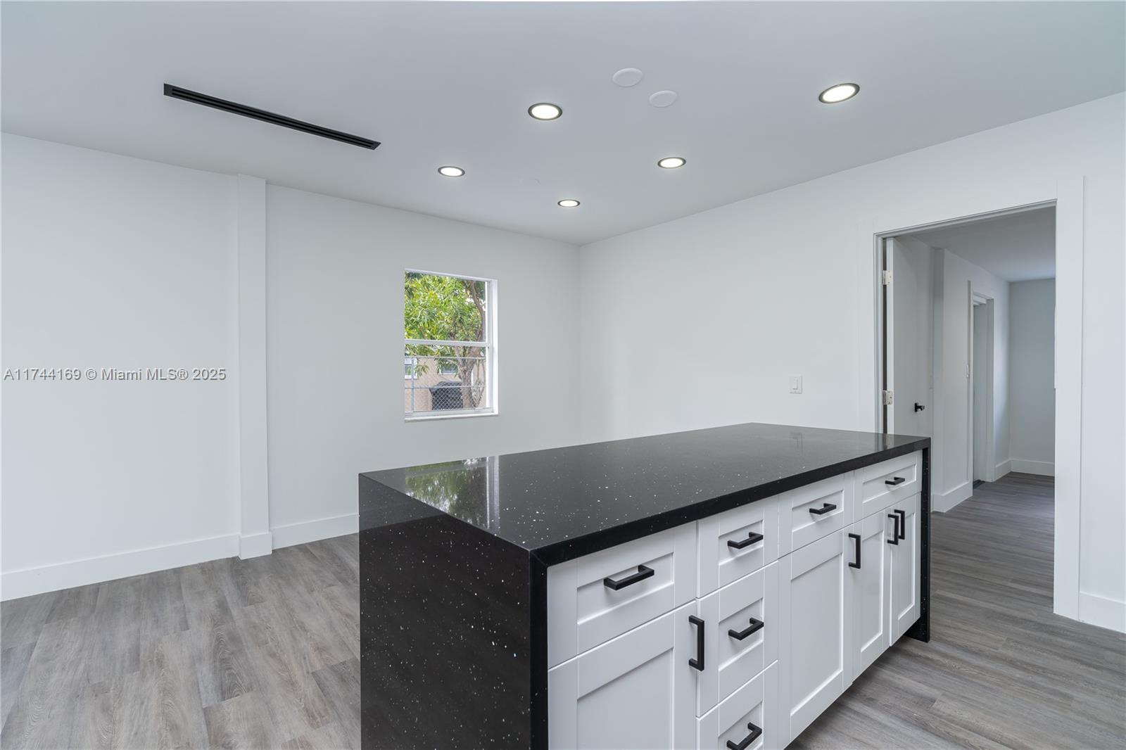 CURTISS PARK - Residential