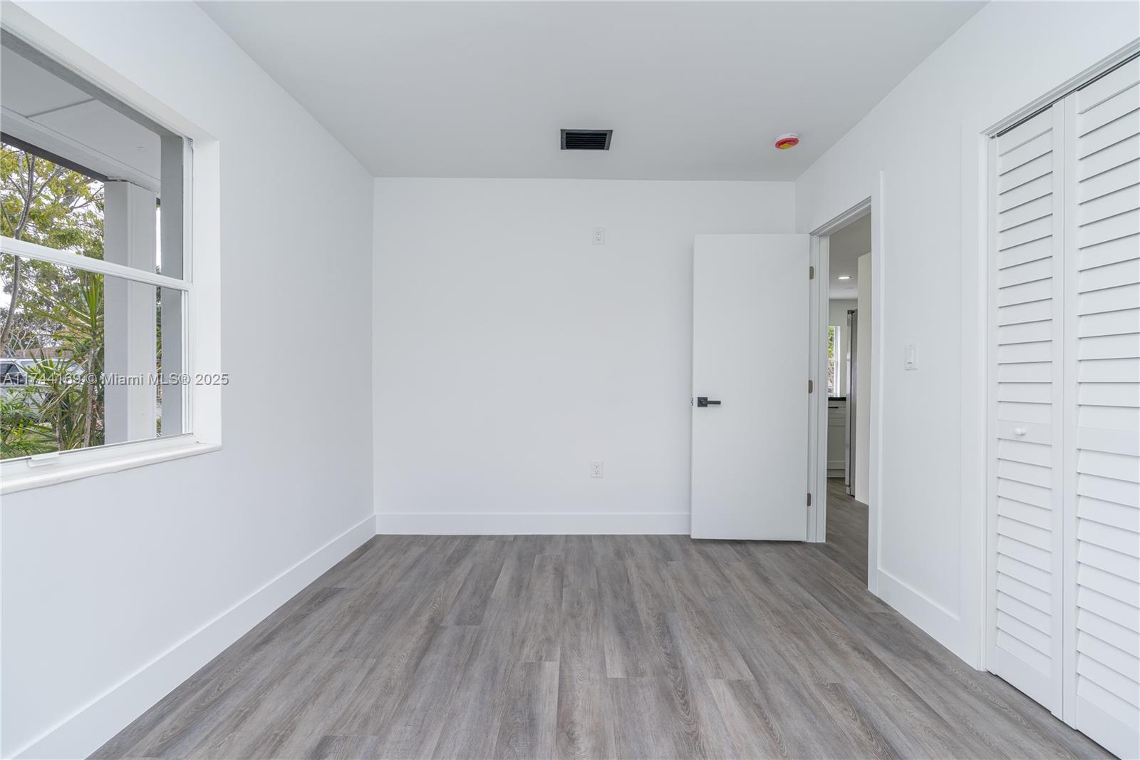 CURTISS PARK - Residential