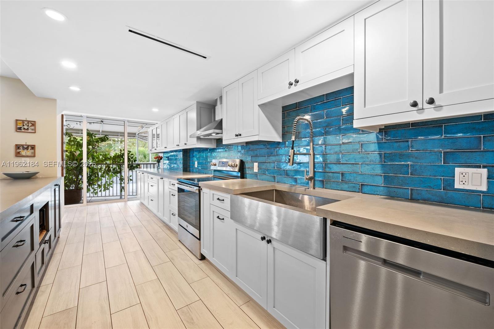 Mar Azul - Residential