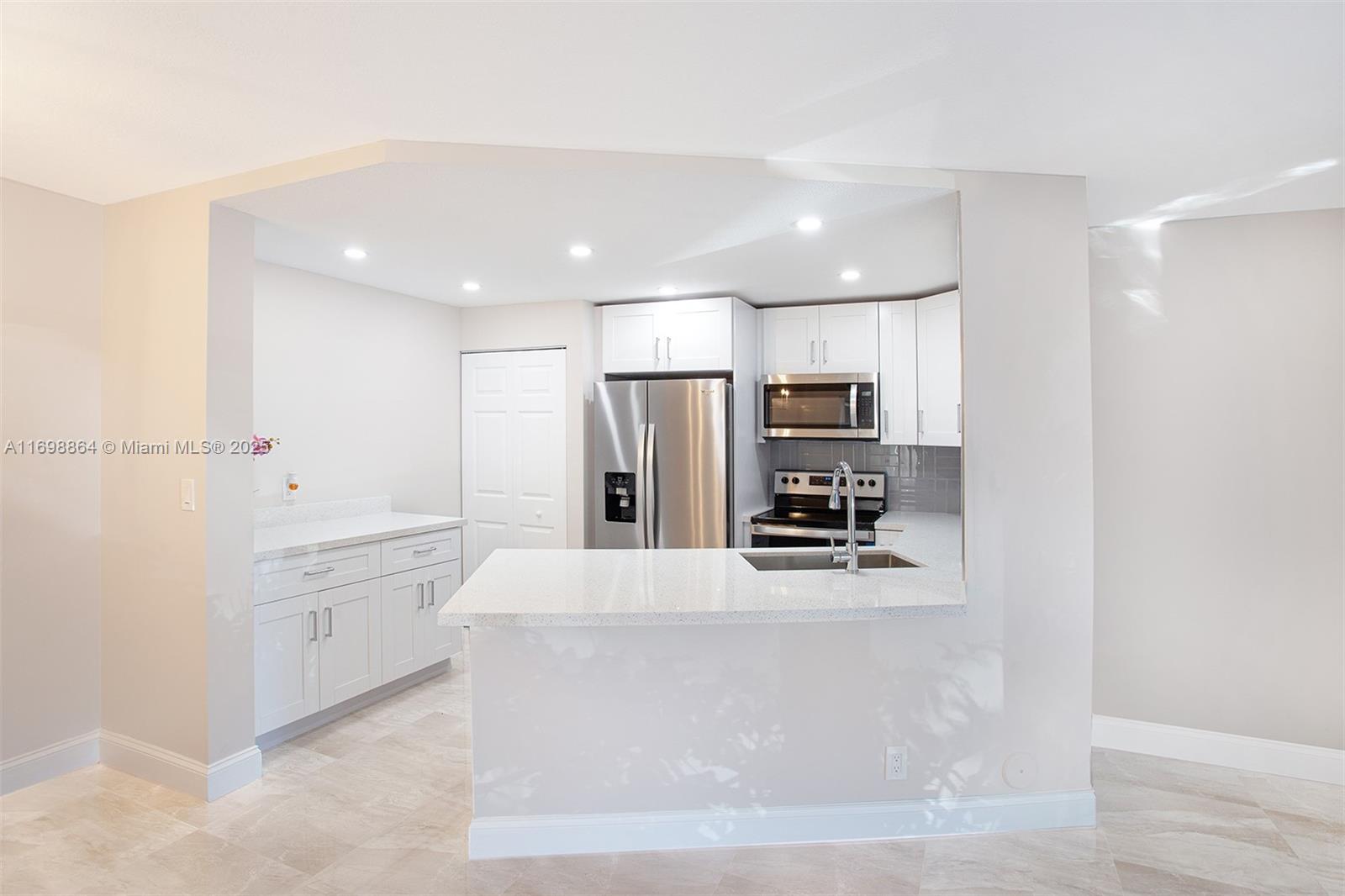 EVERGREEN I OF VILLS OF O - Residential Lease
