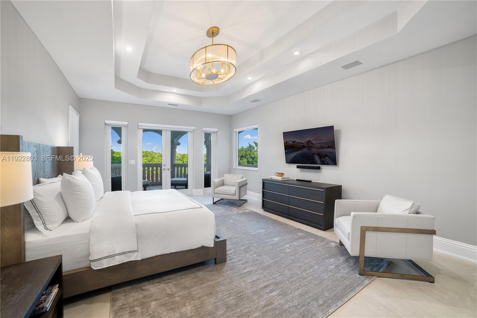 DEERING BAY ESTATES - Residential