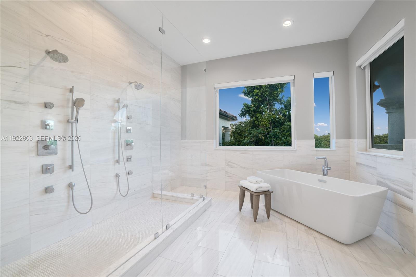 DEERING BAY ESTATES - Residential