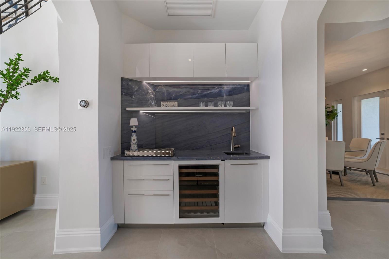 DEERING BAY ESTATES - Residential