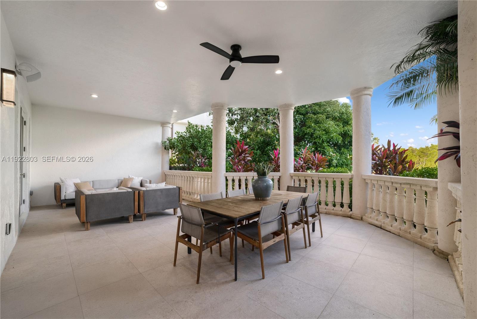 DEERING BAY ESTATES - Residential