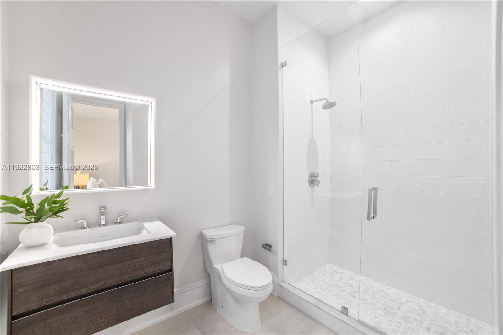 DEERING BAY ESTATES - Residential