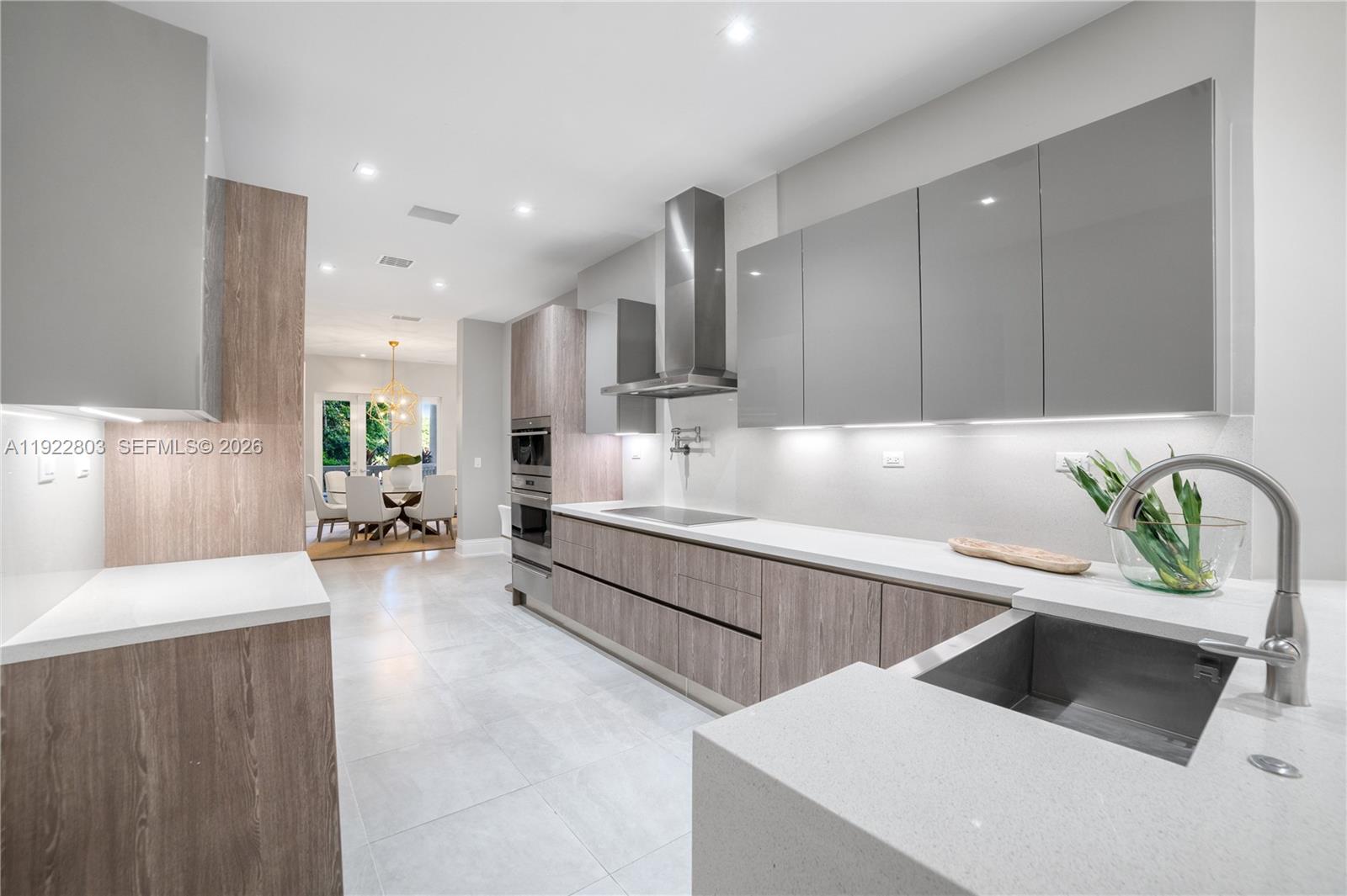 DEERING BAY ESTATES - Residential