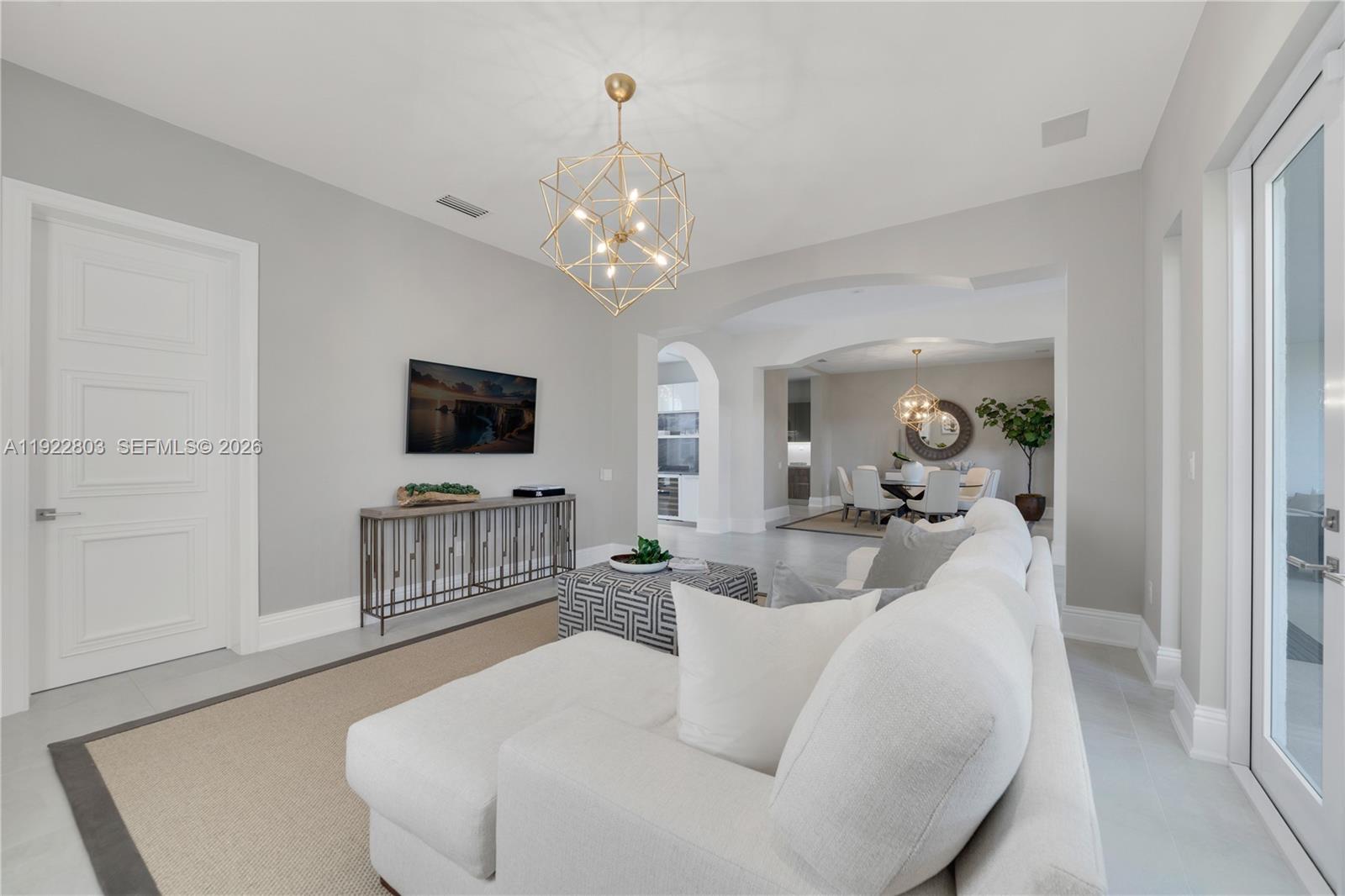 DEERING BAY ESTATES - Residential