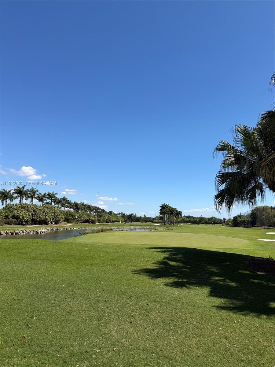 DEERING BAY ESTATES - Residential