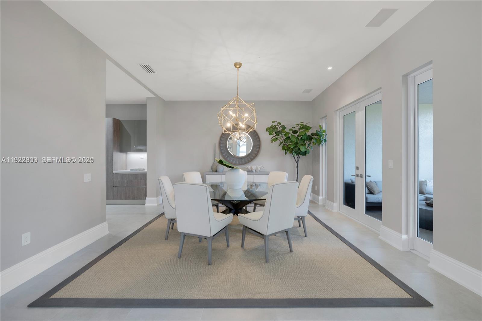 DEERING BAY ESTATES - Residential