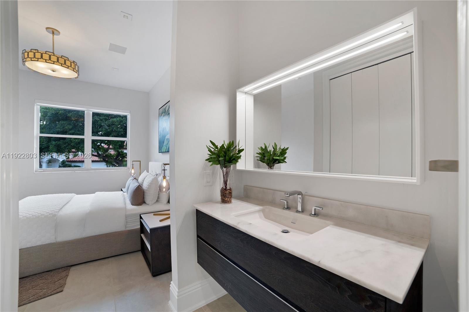 DEERING BAY ESTATES - Residential