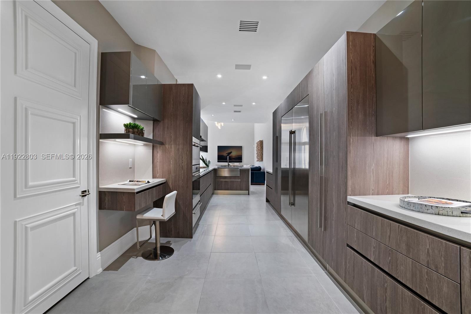 DEERING BAY ESTATES - Residential