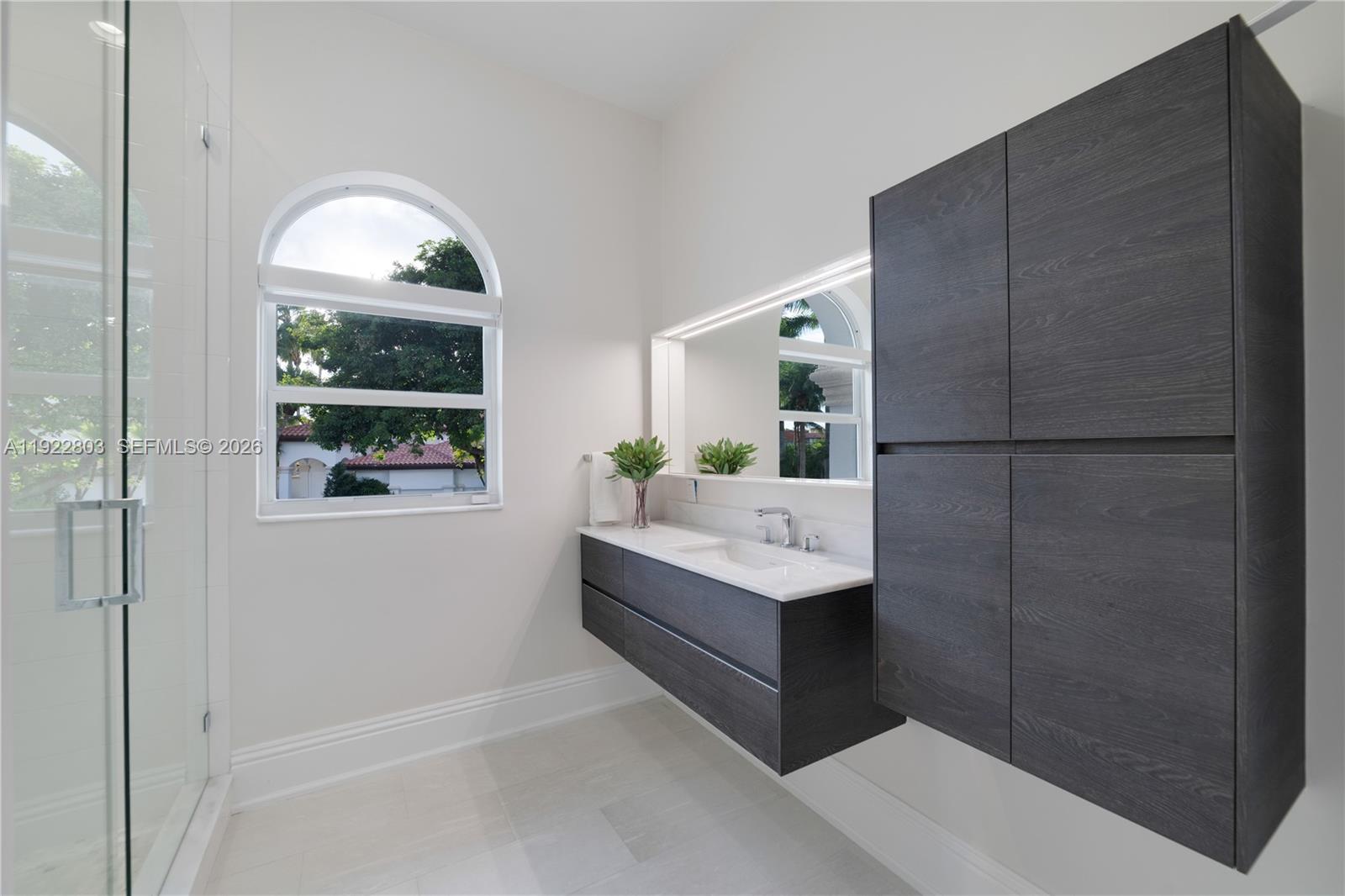 DEERING BAY ESTATES - Residential