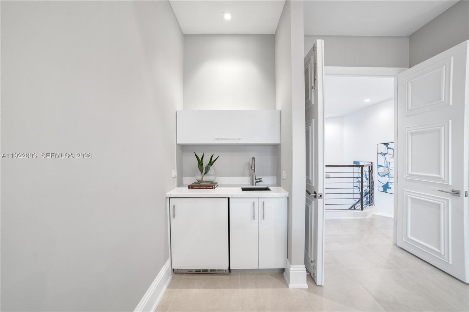 DEERING BAY ESTATES - Residential