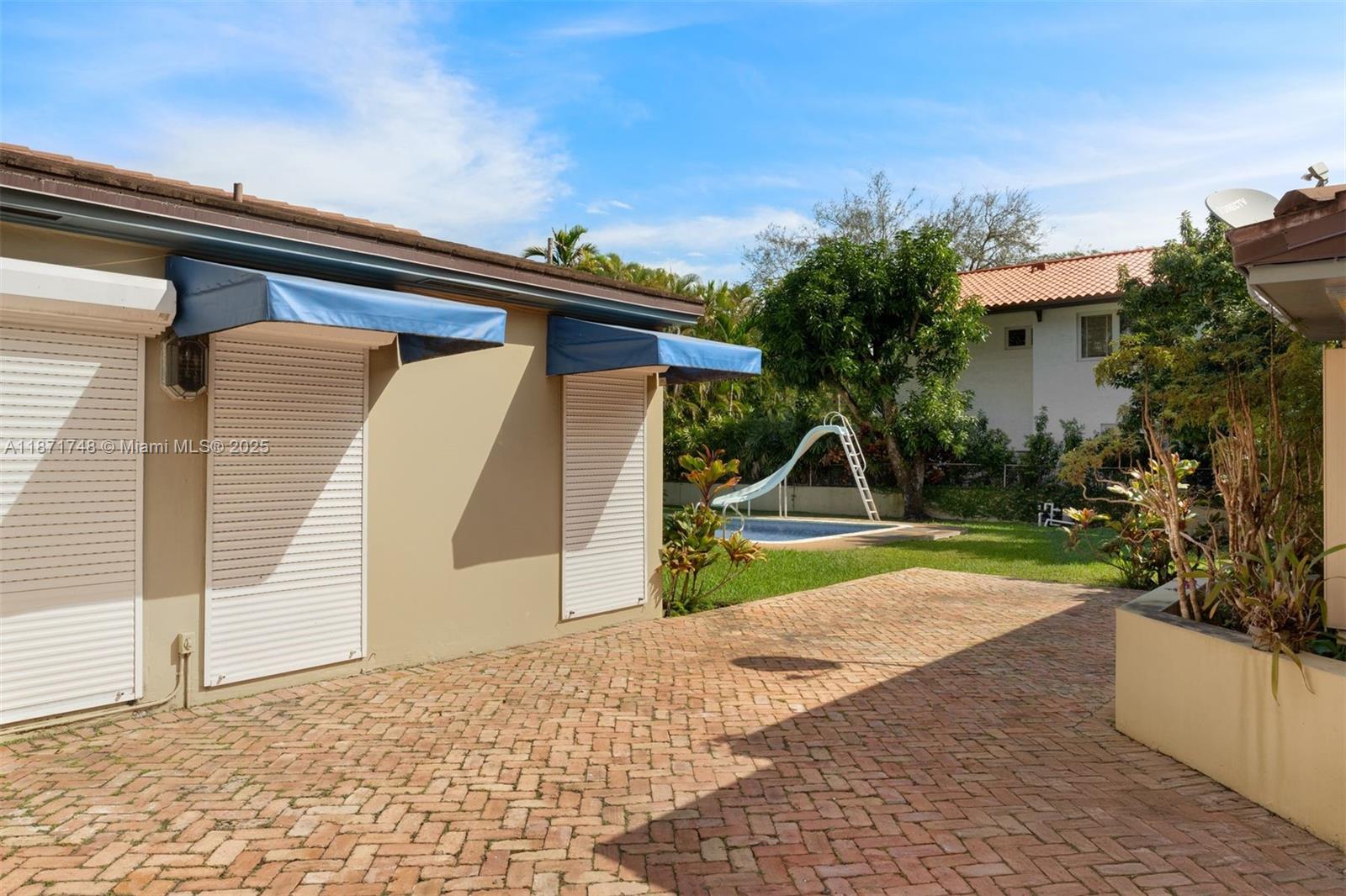 CORAL GABLES COUNTRY CLUB - Residential