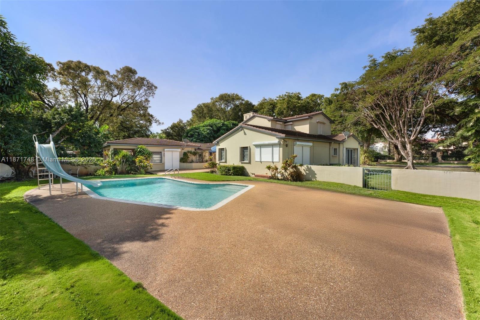 CORAL GABLES COUNTRY CLUB - Residential