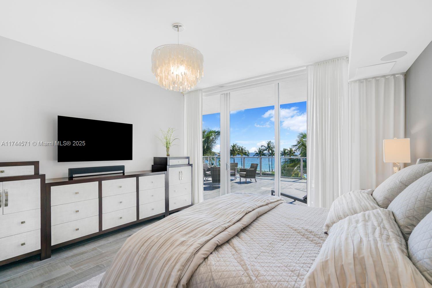 2200 FORT LAUDERDALE BEAC - Residential