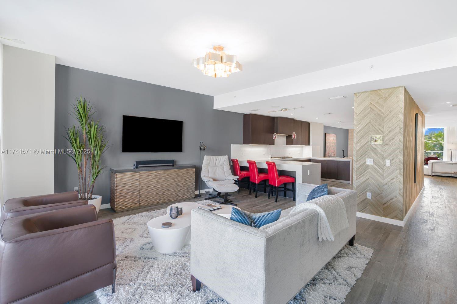 2200 FORT LAUDERDALE BEAC - Residential