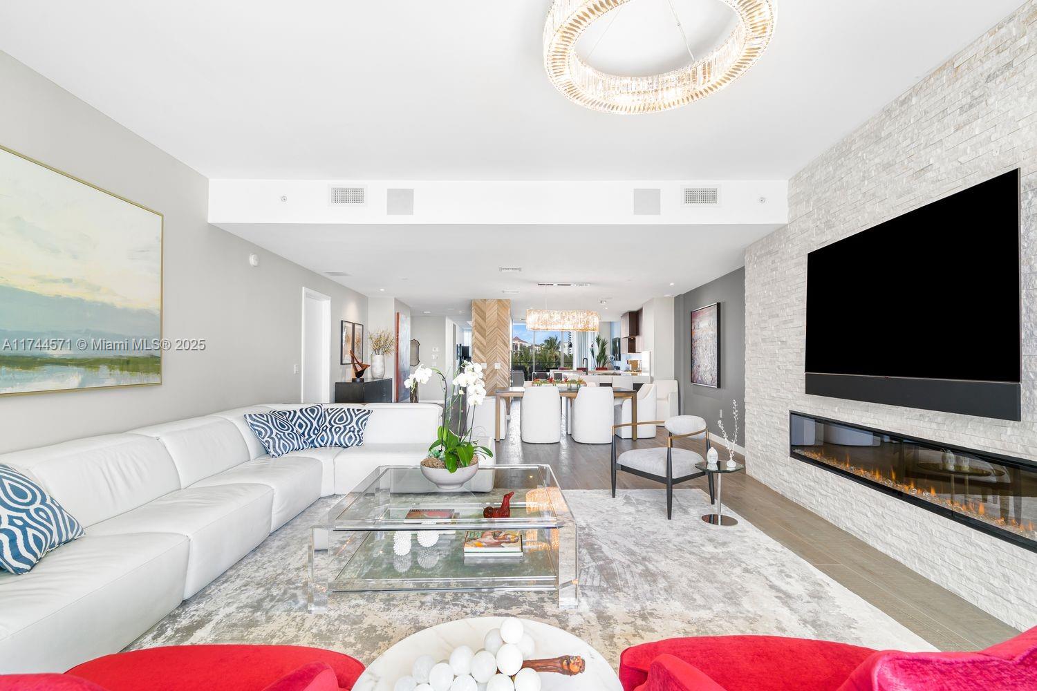 2200 FORT LAUDERDALE BEAC - Residential