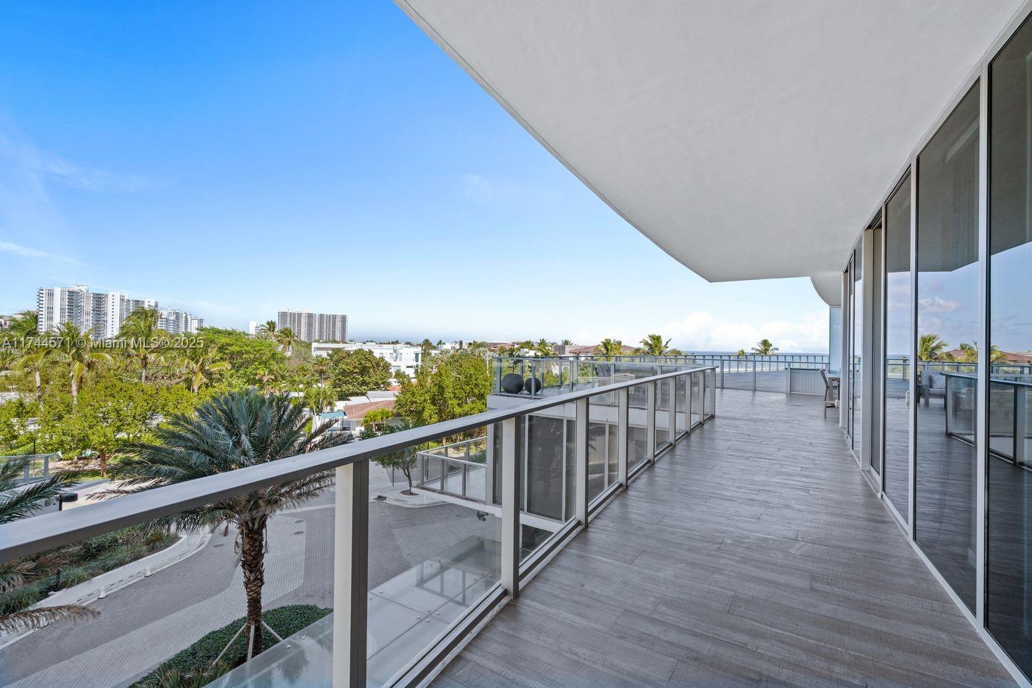 2200 FORT LAUDERDALE BEAC - Residential
