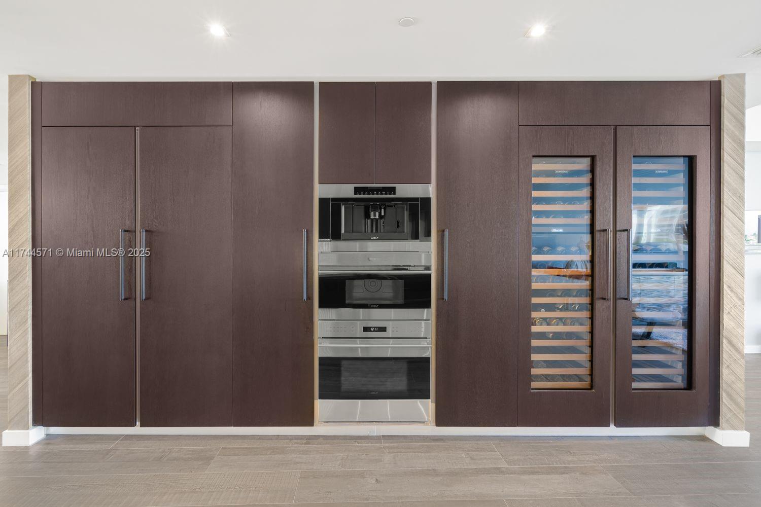 2200 FORT LAUDERDALE BEAC - Residential