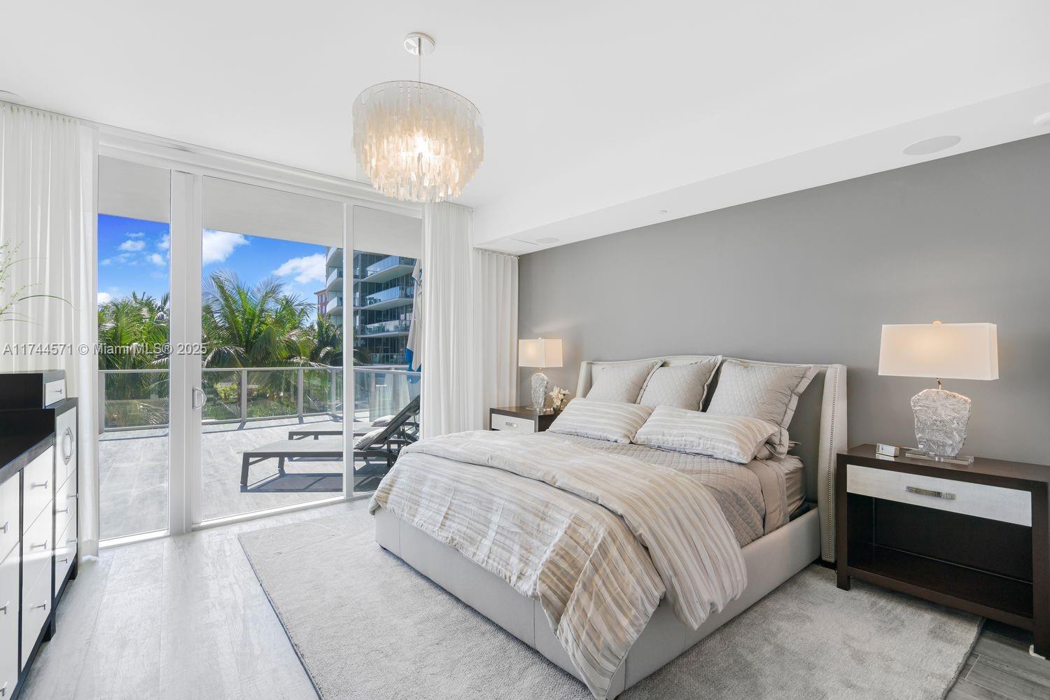 2200 FORT LAUDERDALE BEAC - Residential