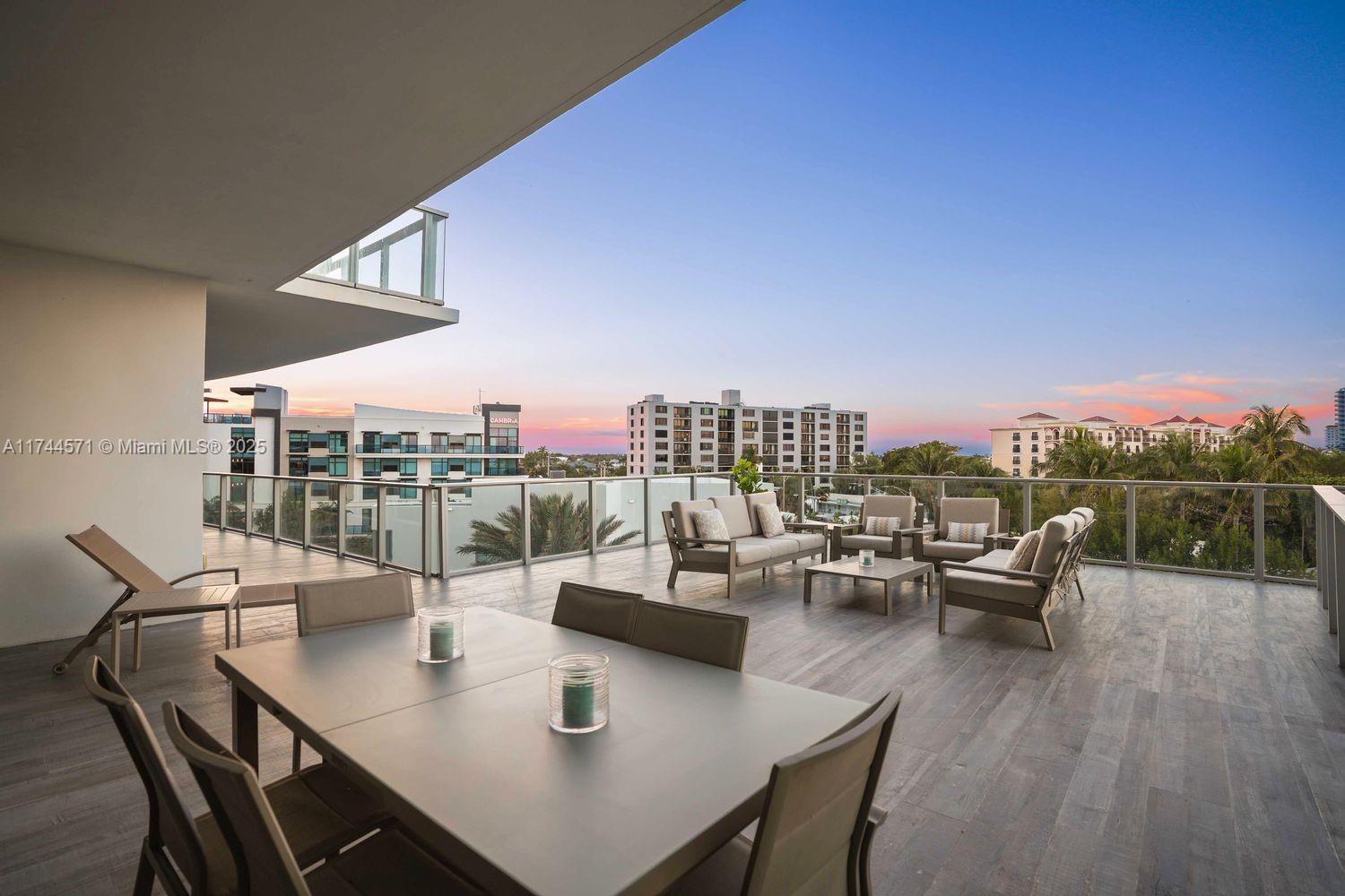 2200 FORT LAUDERDALE BEAC - Residential