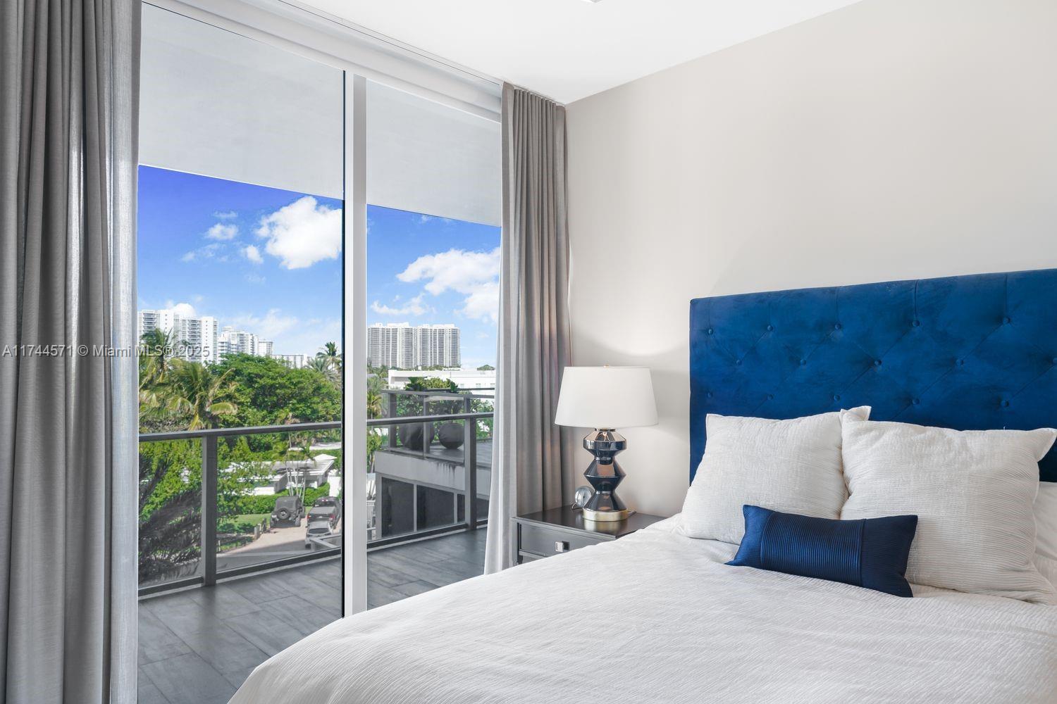 2200 FORT LAUDERDALE BEAC - Residential