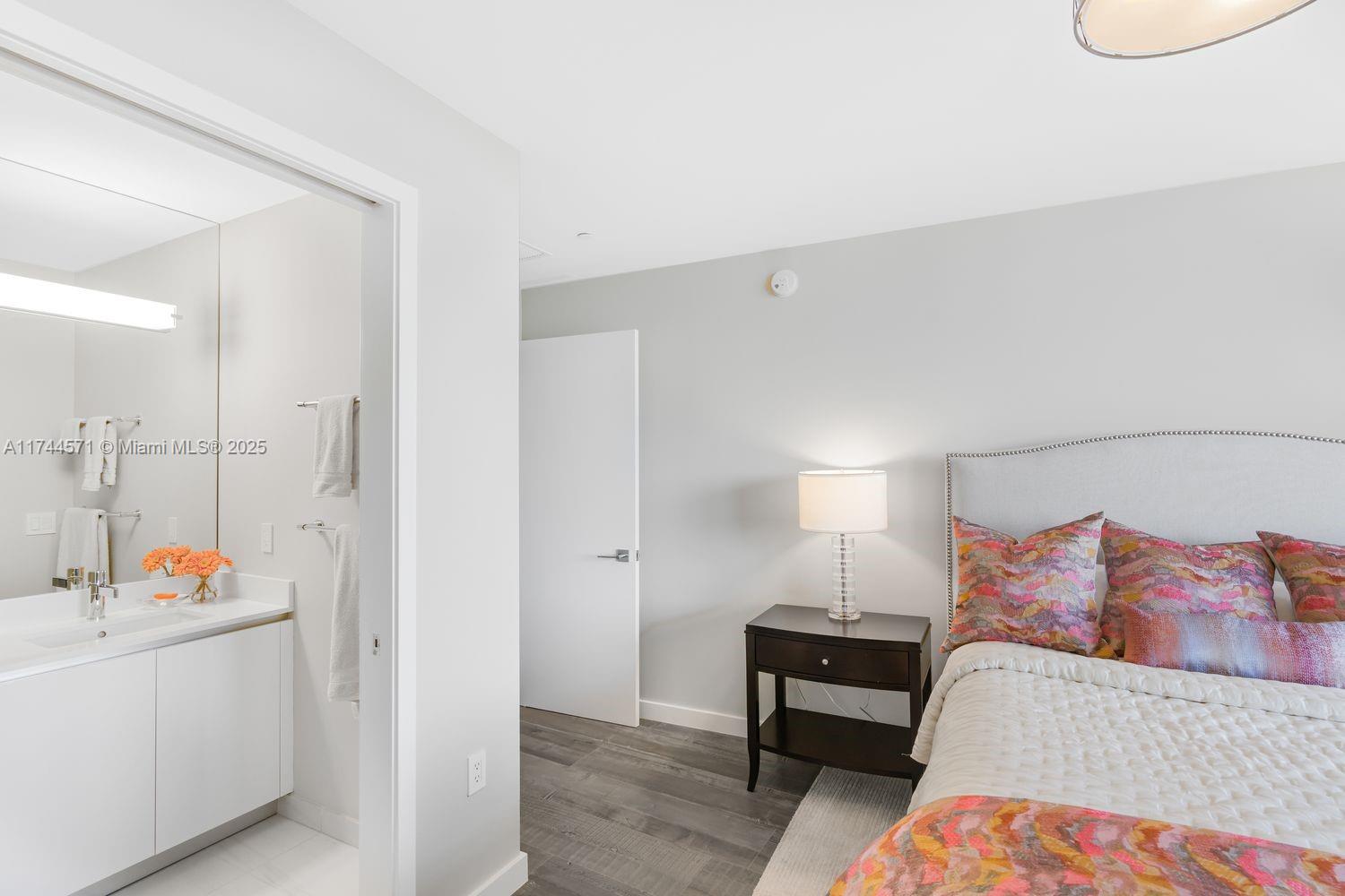 2200 FORT LAUDERDALE BEAC - Residential