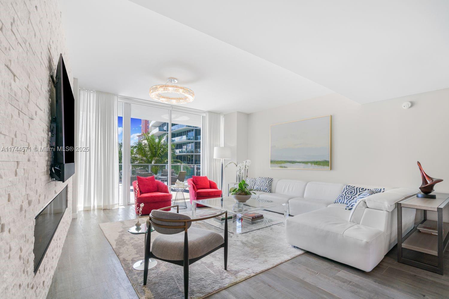 2200 FORT LAUDERDALE BEAC - Residential