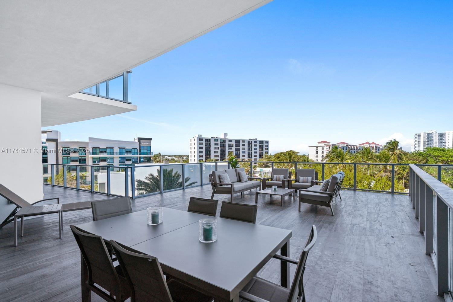 2200 FORT LAUDERDALE BEAC - Residential