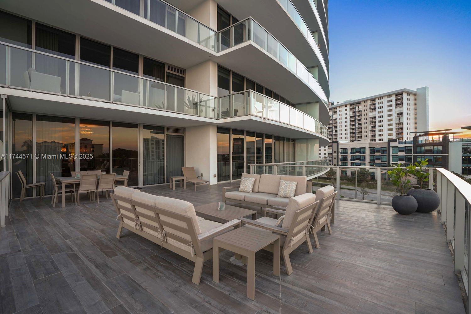 2200 FORT LAUDERDALE BEAC - Residential