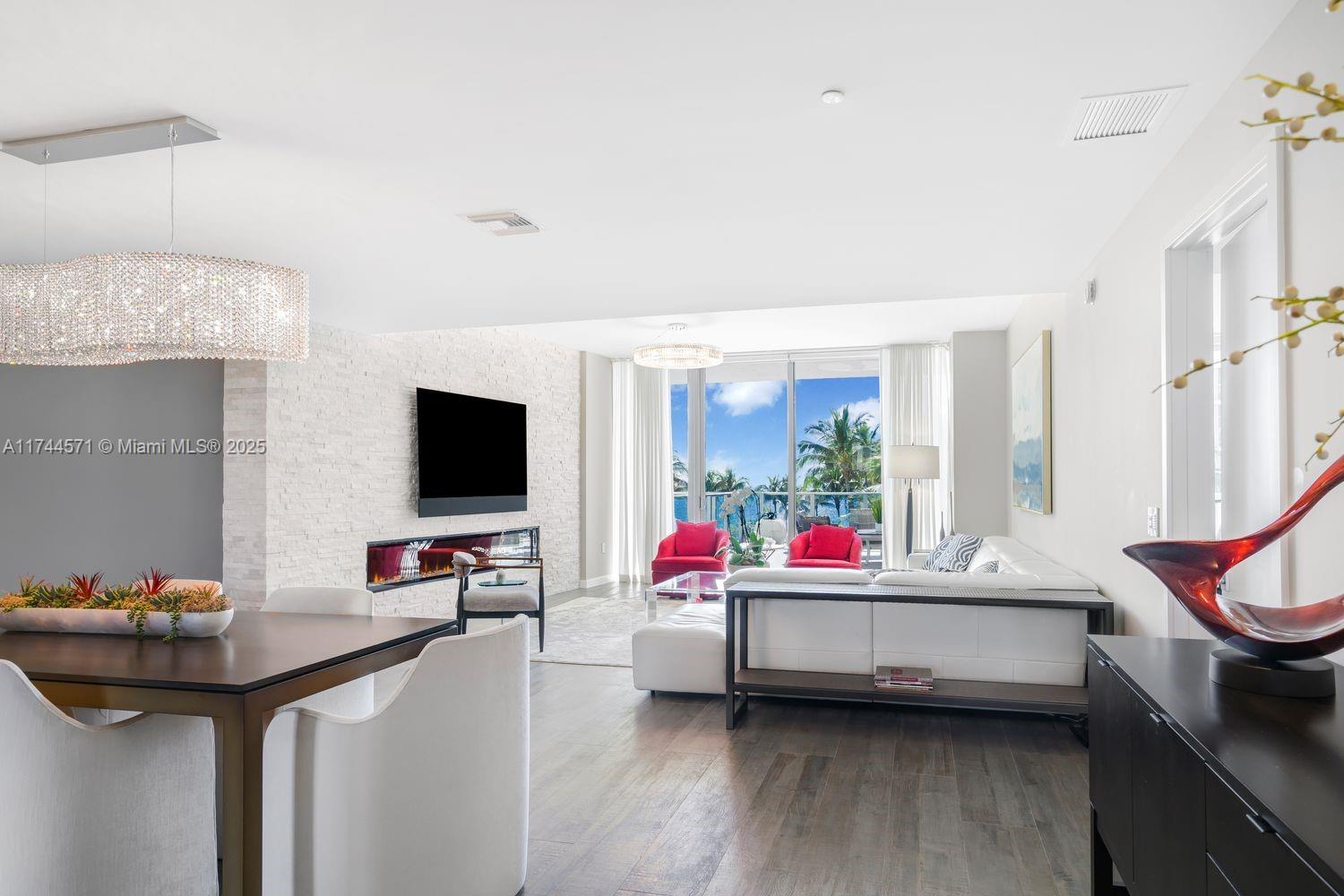 2200 FORT LAUDERDALE BEAC - Residential