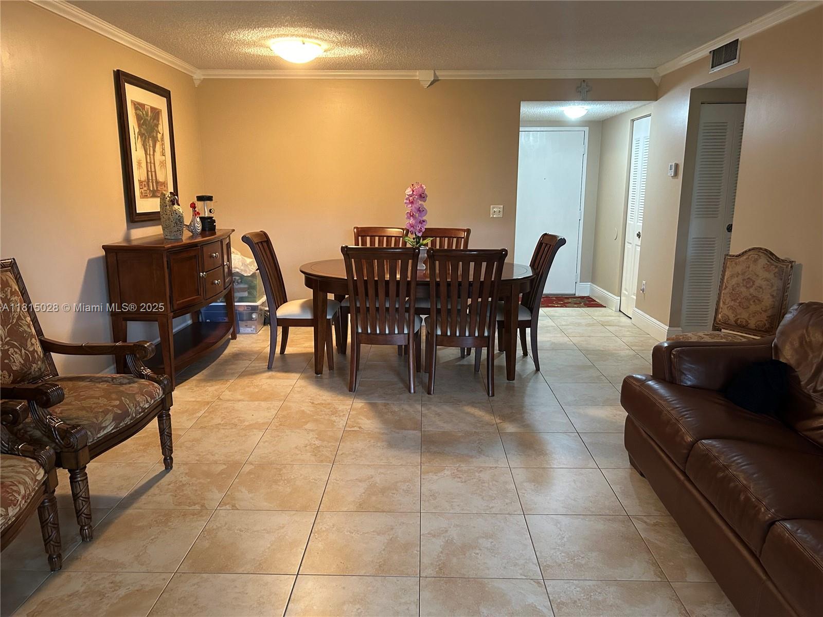 Rental Property at 7757 Sw 86th St C-114, Miami, Broward County, Florida - Bedrooms: 2 
Bathrooms: 1  - $2,200 MO.