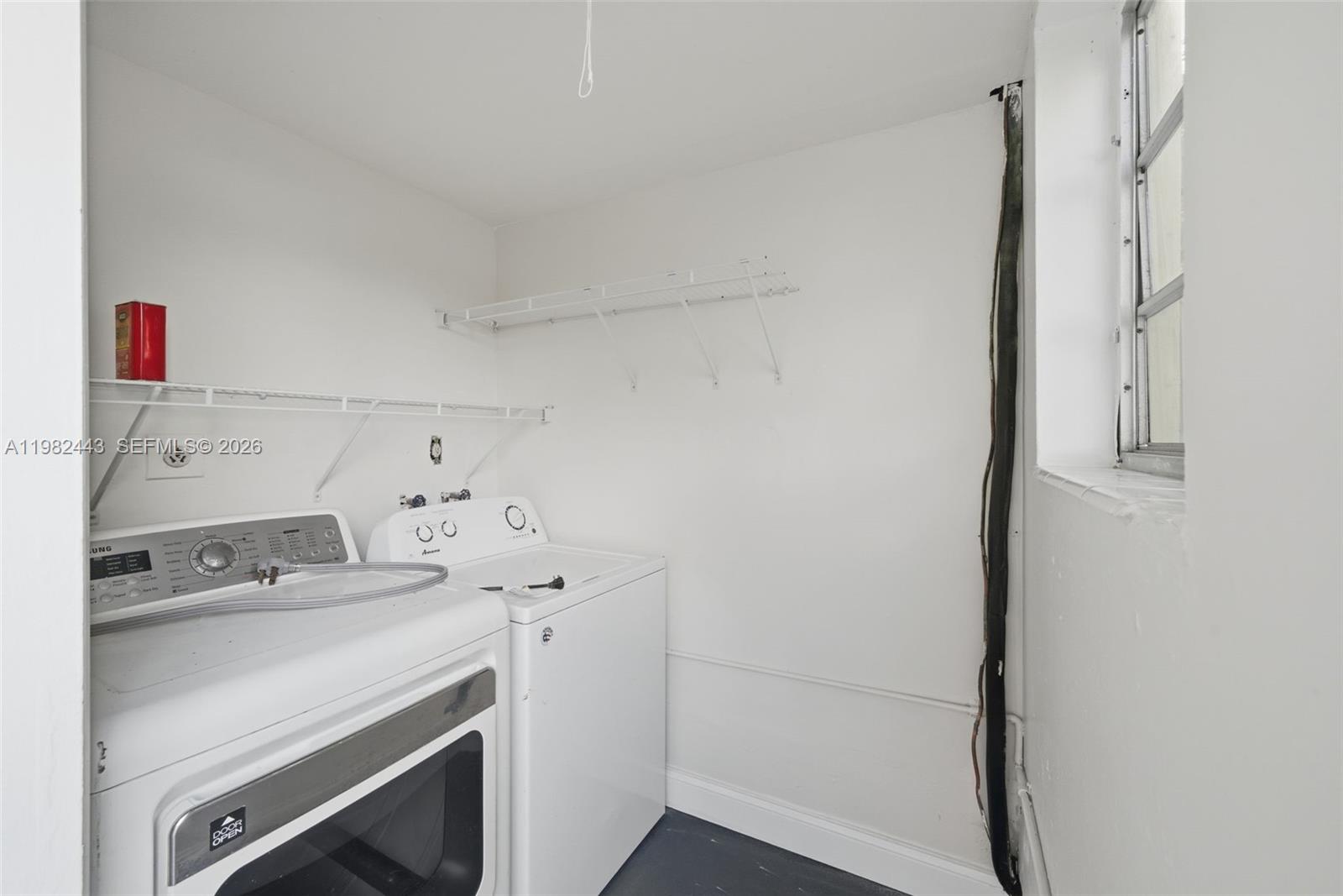 KENDALE LK TOWNHOUSE COND - Residential Lease