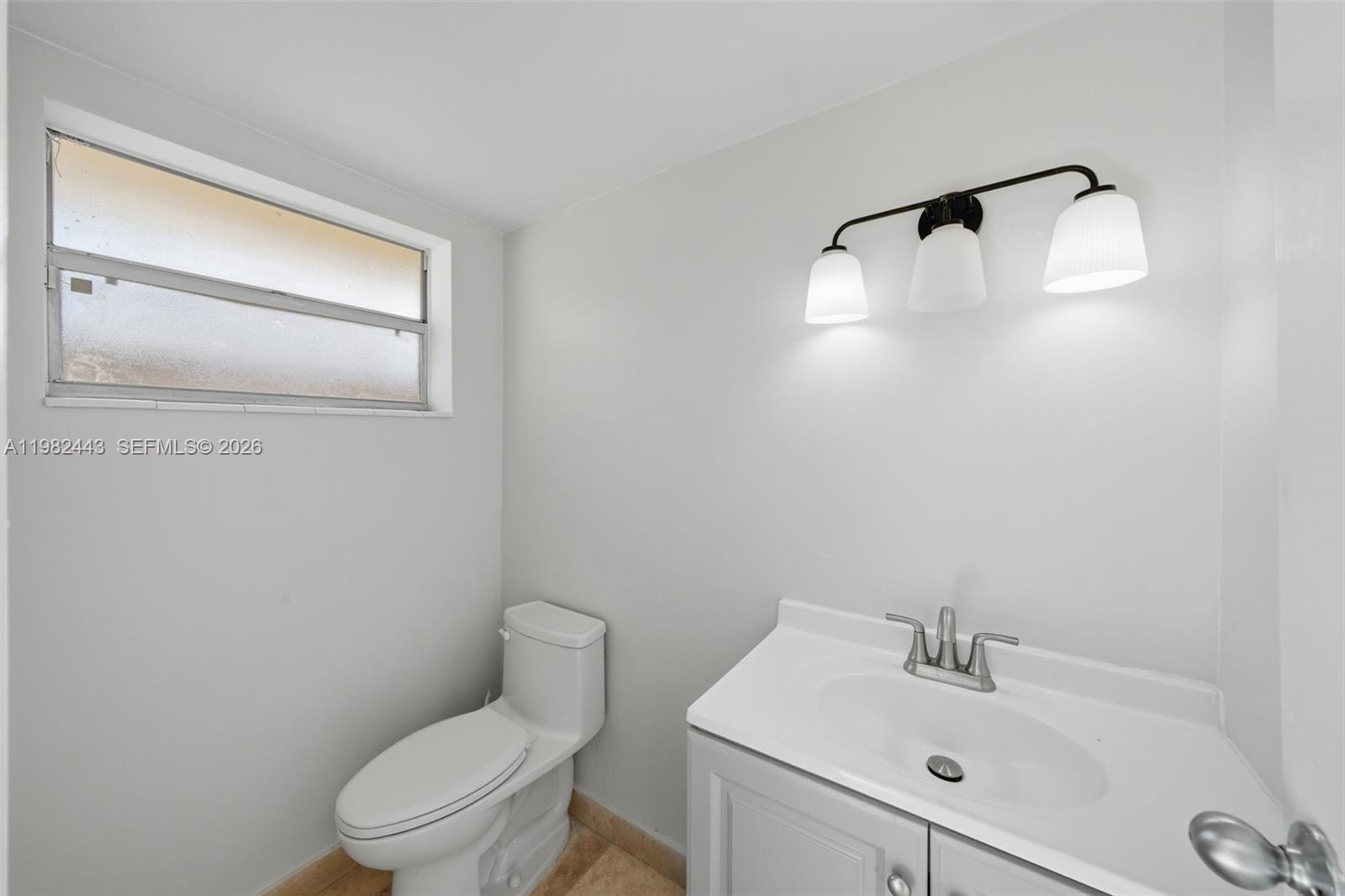 KENDALE LK TOWNHOUSE COND - Residential Lease