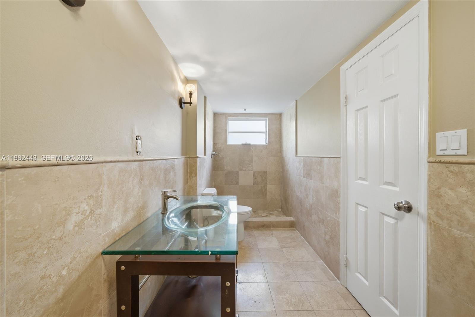 KENDALE LK TOWNHOUSE COND - Residential Lease