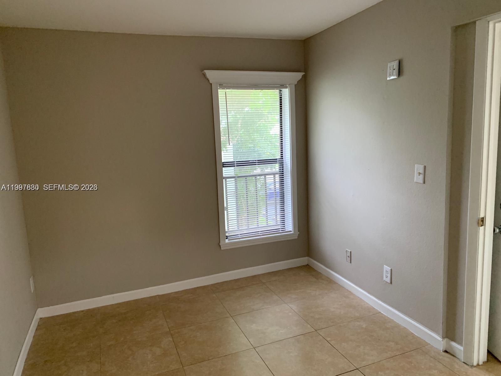 PRESERVE AT AVERY LAKES - Residential Lease