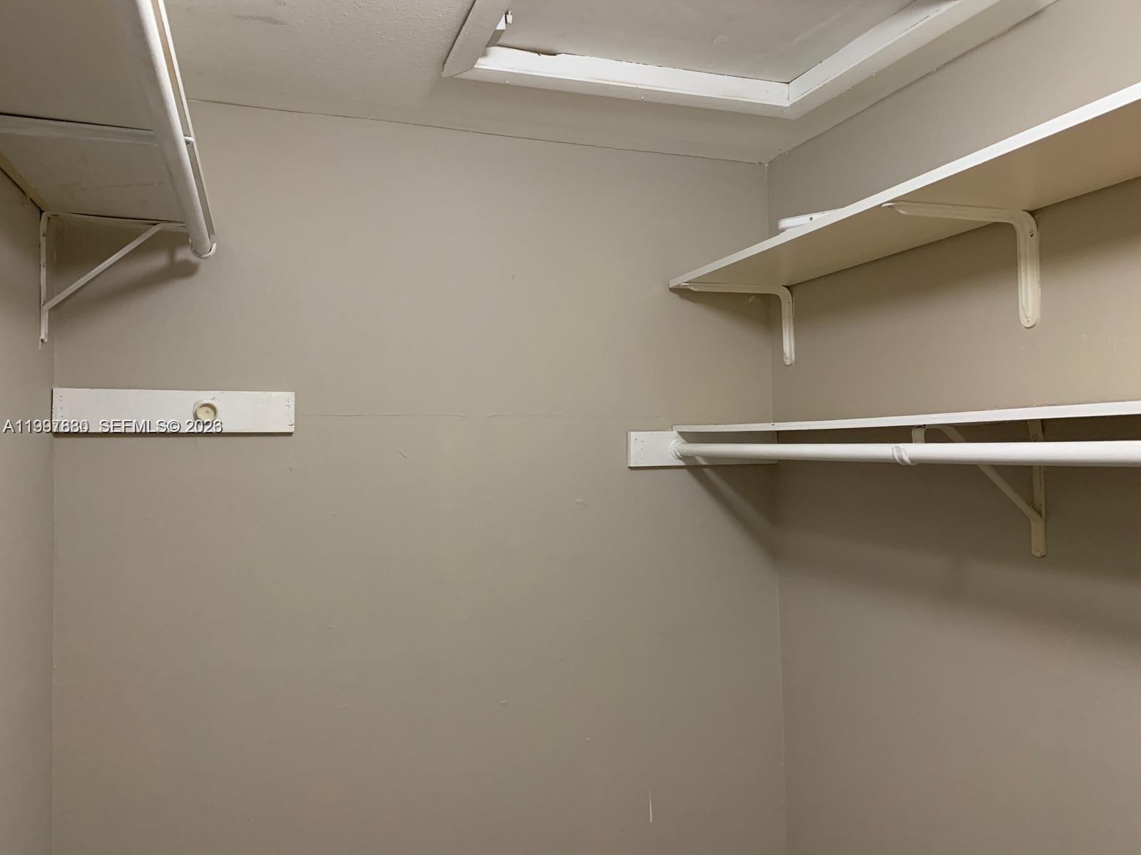 PRESERVE AT AVERY LAKES - Residential Lease