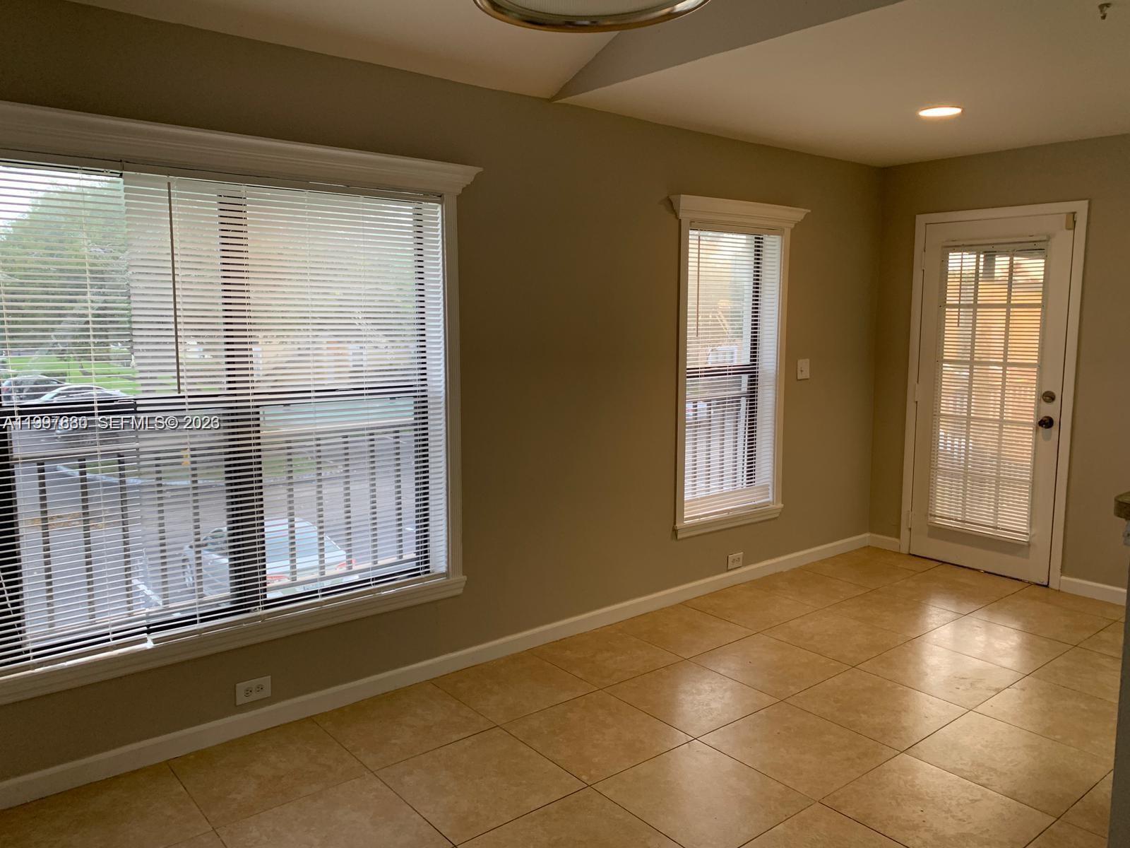 PRESERVE AT AVERY LAKES - Residential Lease