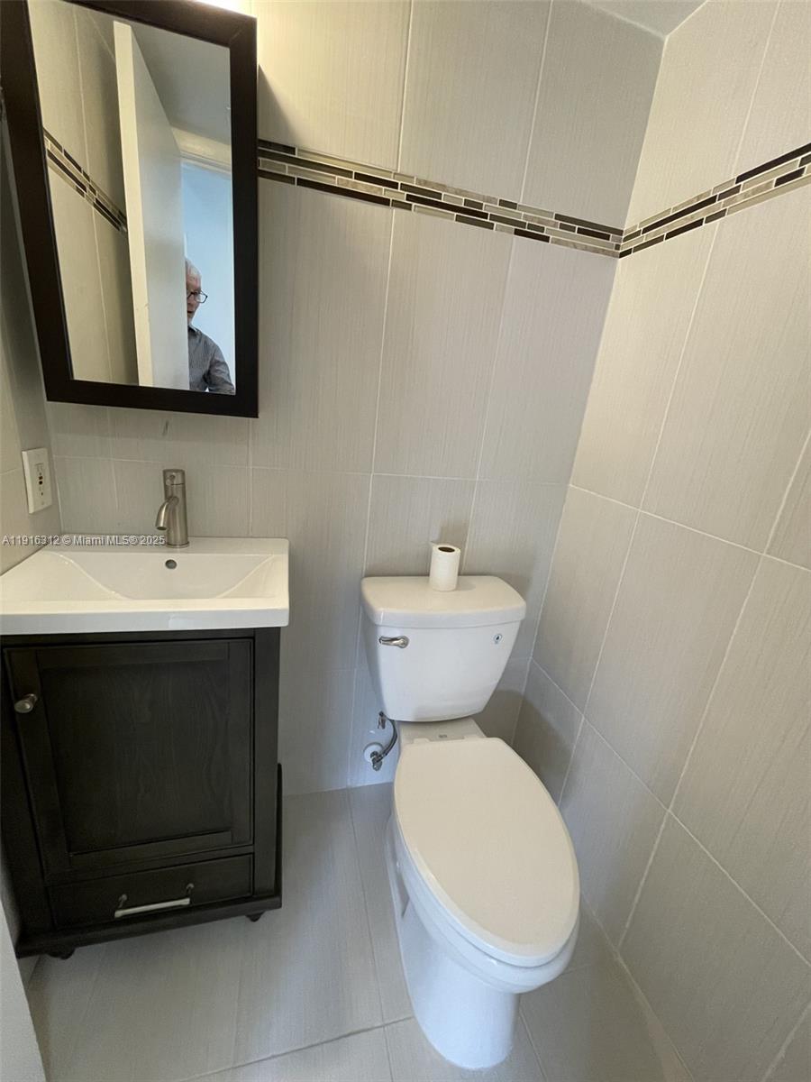 CORAL SPRINGS ESTATE TOWN - Residential Lease