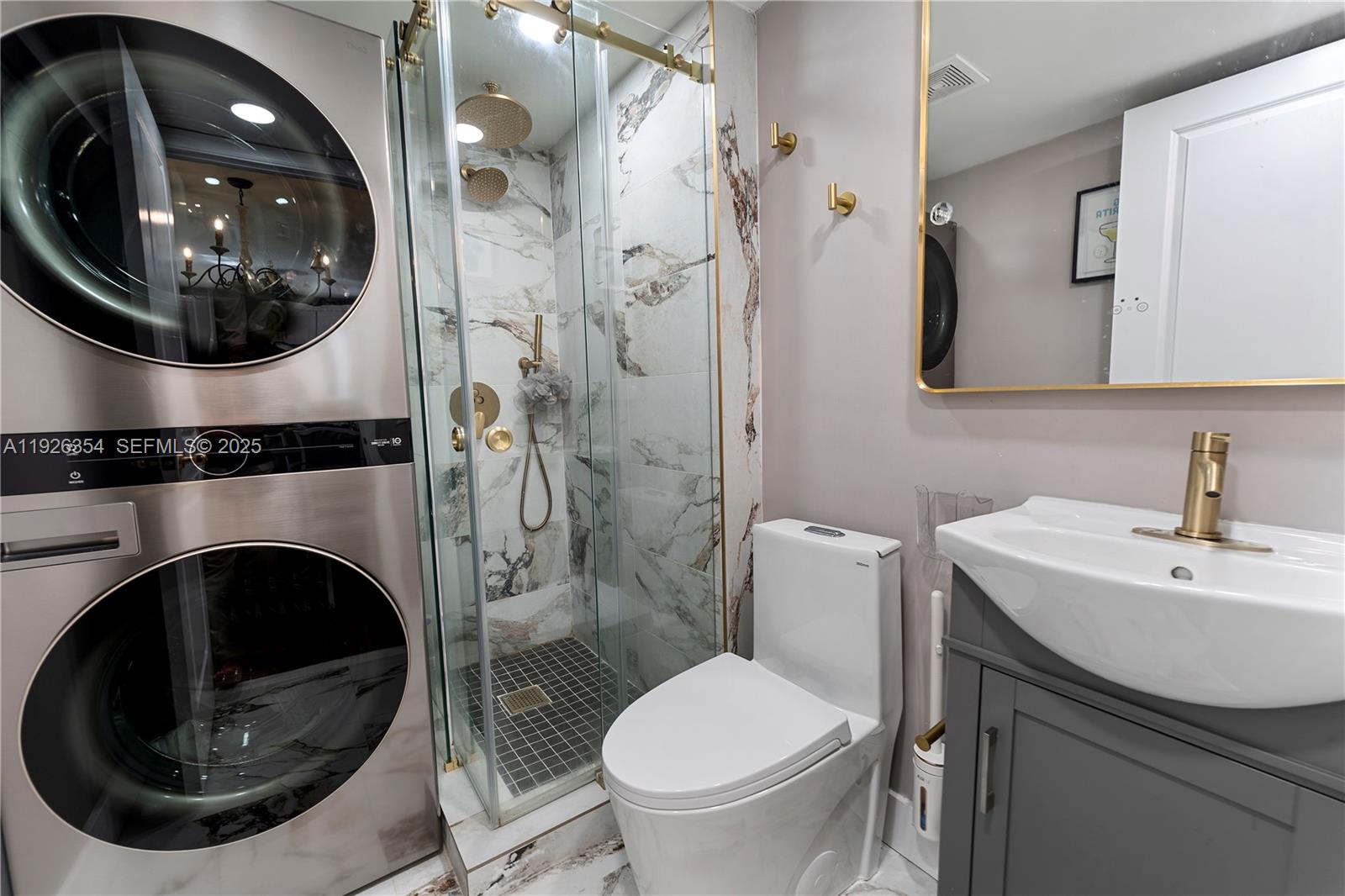 PINE ISLAND RIDGE SECTION - Residential